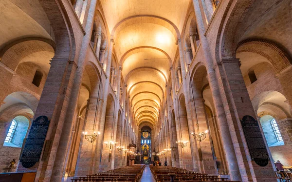 Interior Basílica Saint Sernin Toulouse Haute Garonne Occitanie França — Fotografia de Stock