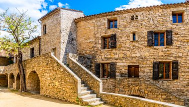 Saint-Martin-de-londres 'in ortaçağ köyü, Herault, Occitanie, Fransa