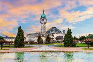 Limoges tren istasyonu Haute-Vienne 'de, Fransa' nın Yeni Aquitaine şehrinde.