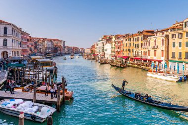 Venedik, Veneto, İtalya 'da gündüz trafiği