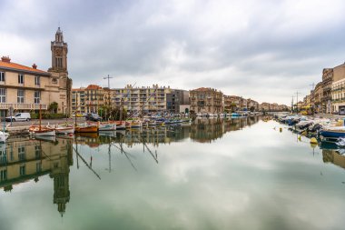 Kraliyet kanalı ve ön cepheleri Ste 'de, Fransa' nın Occitanie şehrindeki Hrault departmanında,