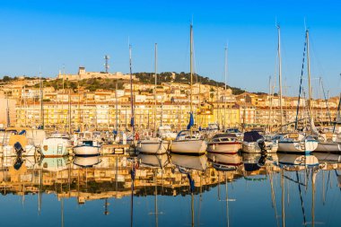 Gün doğumunda Sete 'li Marina, Herault, Occitania, Fransa