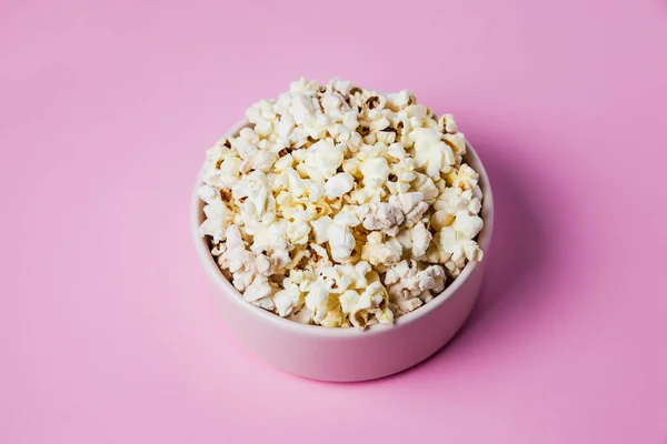 Pink Bowl Popcorn Pink Background Top View — Stock Photo, Image