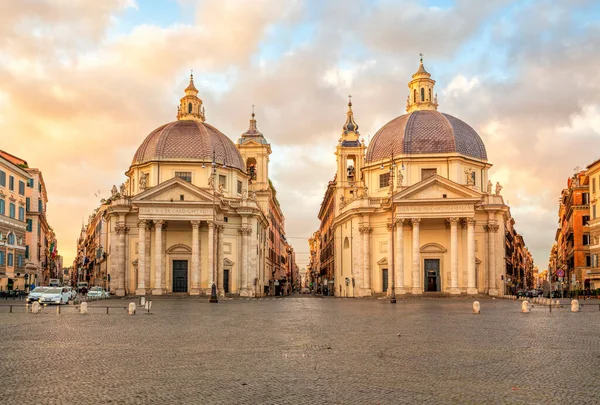 Piazza Del Popolo 人民广场 意大利罗马 蒙特桑托的圣玛利亚教堂和圣玛利亚迪米拉科利教堂 罗马建筑和地标 — 图库照片