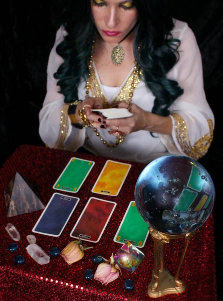 Psychic Card Reader Green Hair Crystal Ball Tarot Cards — Stock Photo, Image