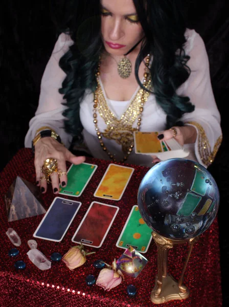 Psychic Green Hair Crystal Ball Tarot Cards — Stock Photo, Image