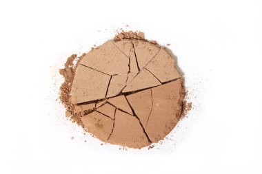 Beyaz Arkaplanda Bronzlaştırıcı veya Contour Pudrası