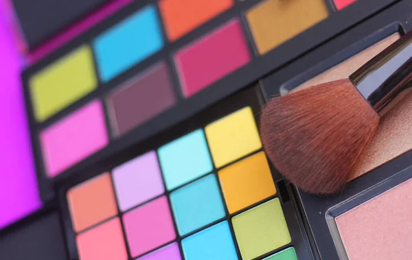 Renkli Kozmetik Pigment Paletleri Çeşitli Kozmetikler — Stok fotoğraf