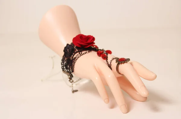 Ювелірні Вироби Руці Mannequin Vintage Style Rose Браслет Кільцем — стокове фото