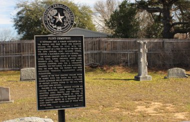 Flint TX - 16 Ocak 2025: Flint Teksas 'taki Tarihi Şehir Mezarlığında Tarihi İşaretler