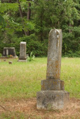 Bullard Teksas 'ta bulunan Yeni Umut Mezarlığındaki mezar taşları