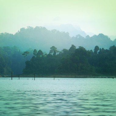 Dağ Gölü 'nün klasik tarzı