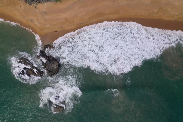 Vue Aérienne Oiseau Drone Rive Mer Avec Eau Bleu Turquoise — Photo