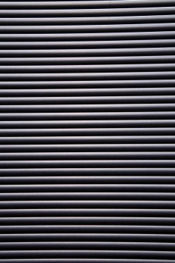 çelişkili soyut kapalı çerçeve çerçeve arka plan resim Gri pencereler ışık ışınları ile kör ve güzel yatay çizgiler oluşturan sert siyah gölgeler bıraktı