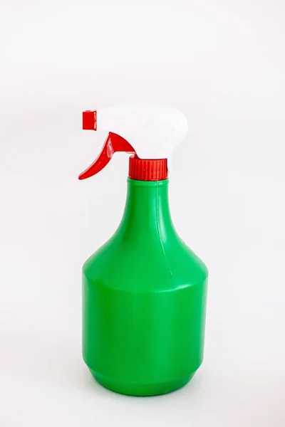 Розпилювач Білому Тлі Ізольовано Пляшка Зеленого Плунжера Червоно Білого Кольору — стокове фото