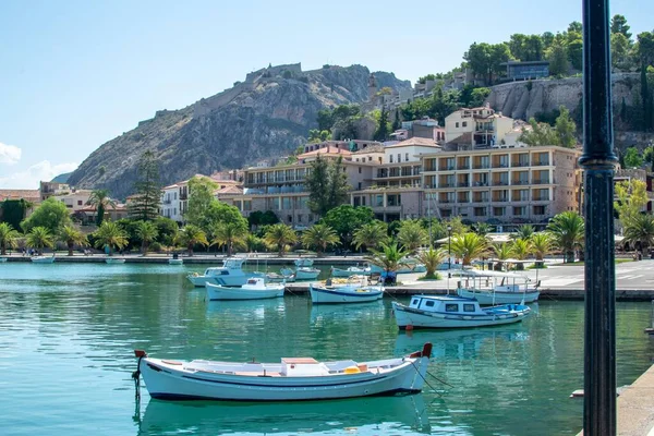 Nafplion, Yunanistan-8 Eylül 2018. Şehrin deniz manzarası..