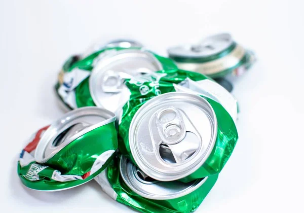 Афины Греция Августа 2019 Compressed Beer Cans White Background Recycle Стоковое Изображение