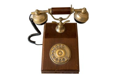 Beyaz arkaplanda izole edilmiş eski ahşap retro telefon.