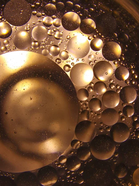 Αφηρημένη Πολύχρωμη Σταγόνα Πετρελαίου Στο Νερό Μακροφωτογραφία — Φωτογραφία Αρχείου