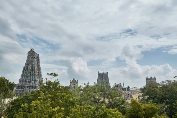 印度马杜赖的梅纳克希寺庙 — 图库照片
