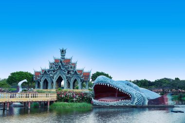 Sumeru dağı sarayı Antik Siyam, Bangkok, Tayland 'da yer almaktadır.