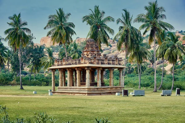 Vijayanagara tempel in Hampi, Karnataka, India — Stockfoto