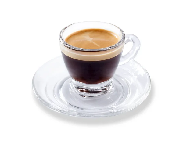 Modern cam bir ekspresso fincanı ve bir fincan dolusu yumuşak ekspresso kahvesi, beyaz üzerine izole edilmiş, hafif bir damla gölgesi olan.