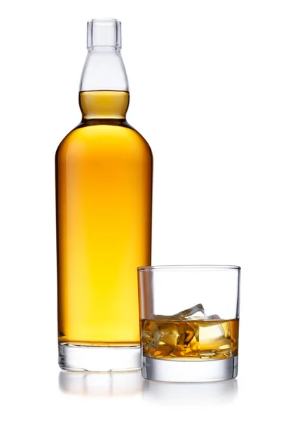 Eine Große Flasche Goldenen Whisky Ohne Etikett Oder Branding Und — Stockfoto