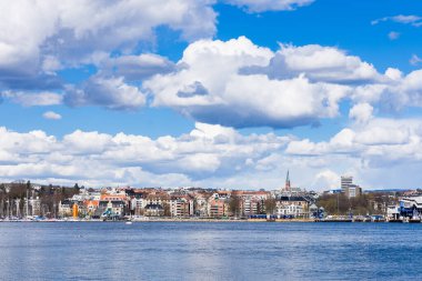 Bygdoy Yarımadası 'ndan Oslo' nun panoramik manzarası. Norveç