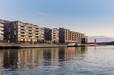 Norveç 'in Oslo kentindeki Bjorvika bölgesinde İskandinav mimarisinin tipik bir örneği