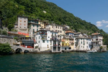 Como Gölü, İtalya 'daki binaların detayları