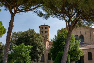 Ravenna, Emilia-Romagna, İtalya 'daki Sant' Apollinare Bazilikası