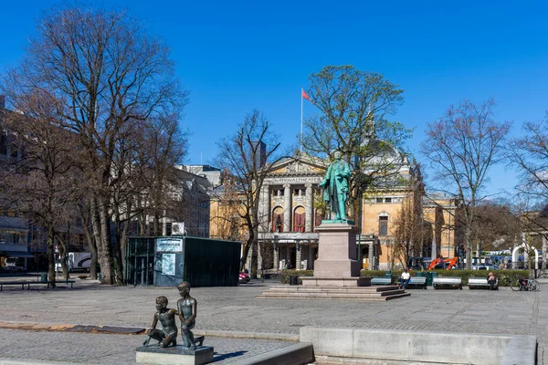 Oslo Norway April 2018 Άγαλμα Του Henrik Wergeland Νορβηγού Ποιητή — Φωτογραφία Αρχείου