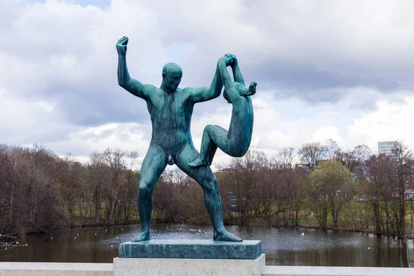 Oslo Norwegen April 2018 Skulptur Eines Mannes Der Mit Einem — Stockfoto