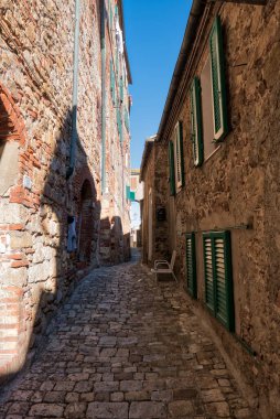 Chiusdino sokakları için, İtalya