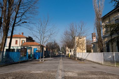 Trezzano Konsolosu Naviglio - 21 Ocak 2017: Trezzano Konsolosu Naviglio Caddesi