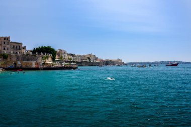 Forza D 'Agro, Sicilya' da Birinci Dünya Savaşı 'nın topları.