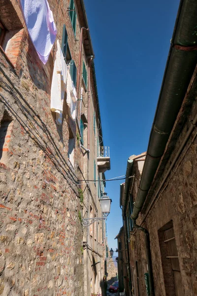 Für Die Gassen Von Chiusdino Italien — Stockfoto