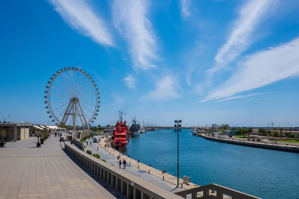 Panoramisch Uitzicht Haven Van Valencia Met Het Reuzenrad Achtergrond — Stockfoto