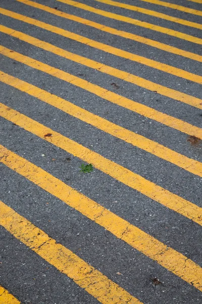 Trafiklinje Asfalt Som Abstrakt Bakgrund Eller Bakgrund Hatt Vara Varning — Stockfoto