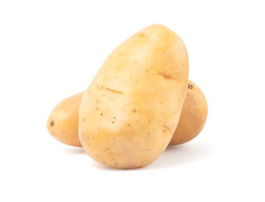 Yeni patates kırpma yolu ile beyaz arkaplanda izole.