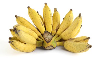 Kırpma yolu ile beyaz arkaplanda izole edilmiş ekilmiş muzu kapat.