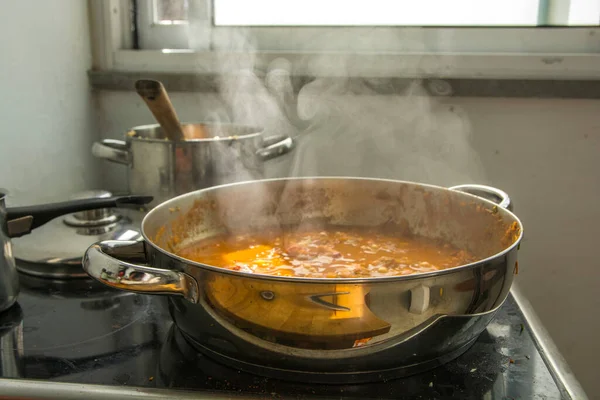 Olla Hirviendo Chraime Una Sopa Tradicional Sefardica Del Norte África — Foto de Stock