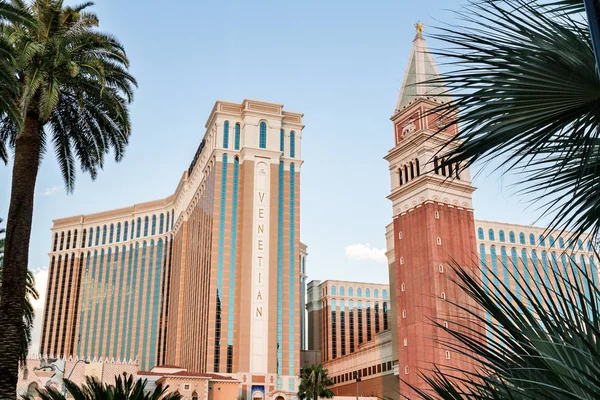 Närbild av Venetian Hotel den 8 juli, 2013 i Las Vegas, USA — Stockfoto