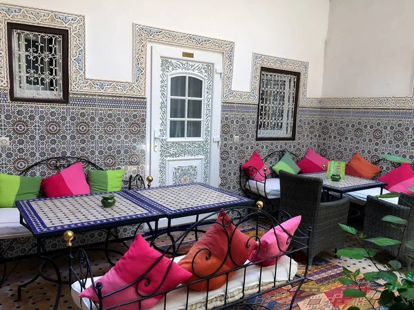 Интерьер Riad Небольшой Семейный Отель Медине Marrakesh View Центрального Двора — стоковое фото