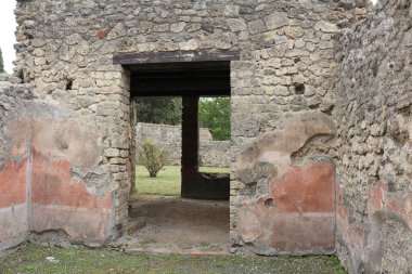 Pompei, scavi della citt sommersa dalla lava nell 'eruzione del Vesuvio nel 79 D.C. Gli scavi hanno portato alla luce intere case con arredi ancora intatti e splendidi affreschi