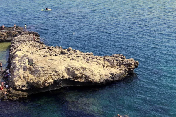 Polignano Mare Scogli — Stok fotoğraf