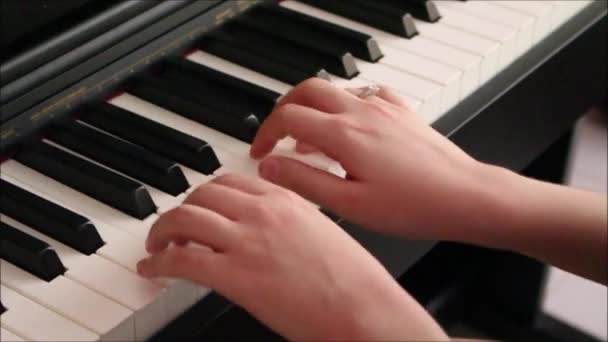 Ręce Pianinie — Wideo stockowe