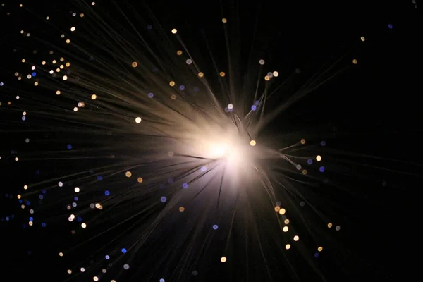 Die Glasfaserlampe Erzeugt Suggestive Lichteffekte — Stockfoto