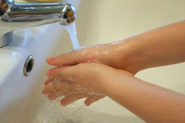 Para Prevenir Coronavirus Lávese Las Manos Con Frecuencia Con Agua —  Fotos de Stock